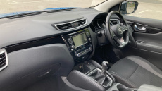 Nissan Qashqai 1.3 DiG-T 160 Acenta Premium 5dr Petrol Hatchback